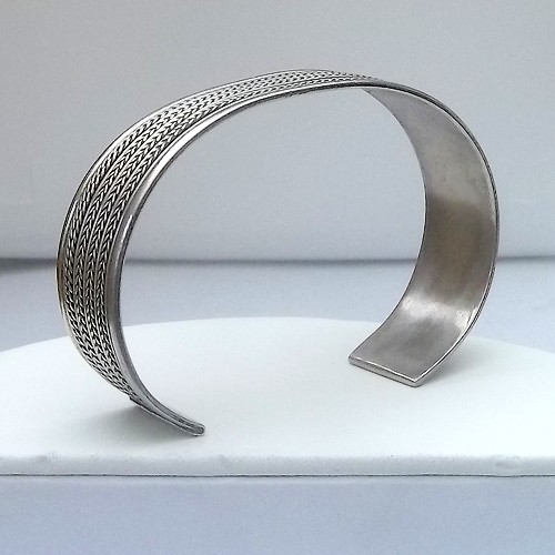 Traditional 18mm Indian Cuff